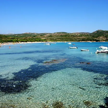 Maison Chaleureuse A Bonifacio, 90 M², Piscine Partagee Дом отдыха Конте