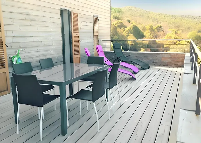 Maison Chaleureuse à Bonifacio, 90 M², Piscine Partagée Hébergement de vacances